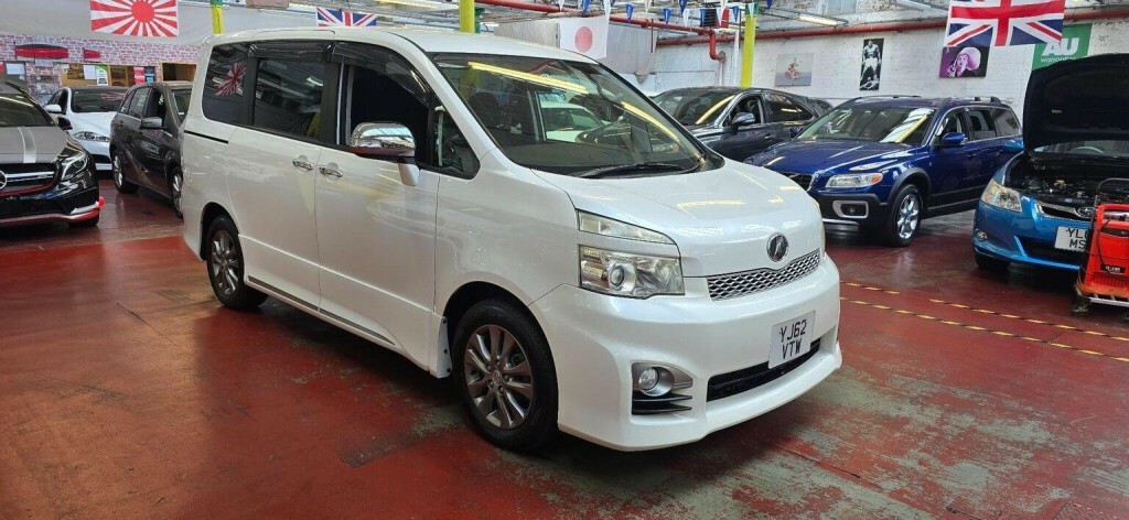 Toyota Voxy 1.8 Hybrid 202424 8 Seats Ulez Free Fresh I Black #37