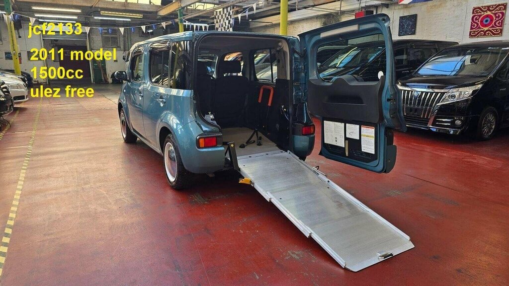Nissan Cube Hatchback 1.5 Mobility Ramp Ulez Free 20116 Green