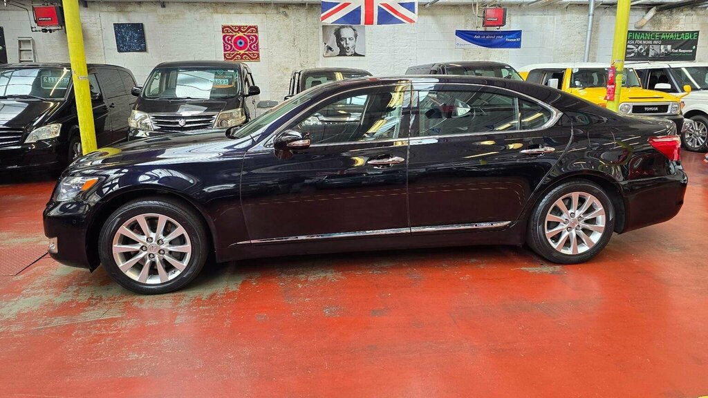 Lexus LS 600H L Rsr Black #42