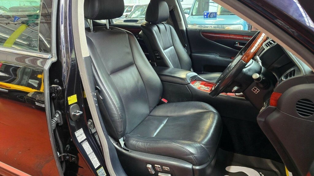 Lexus LS 600H L Rsr Black #54