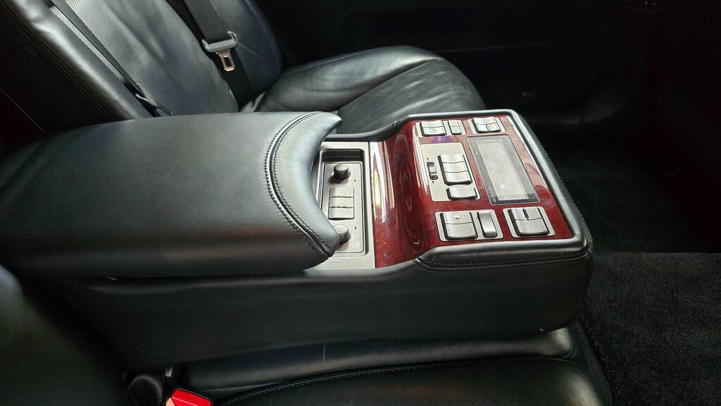 Lexus LS 600H L Rsr Black #23