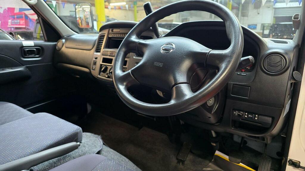 Nissan Elgrand Mpv Caravan Twin Mobility Chair Lift 200808 White #2