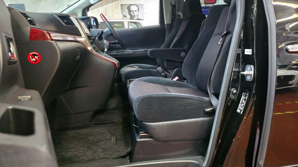 Toyota Vellfire Mpv 2.4 8 Seats Ulez Free 201060 YK10DNE Black #5