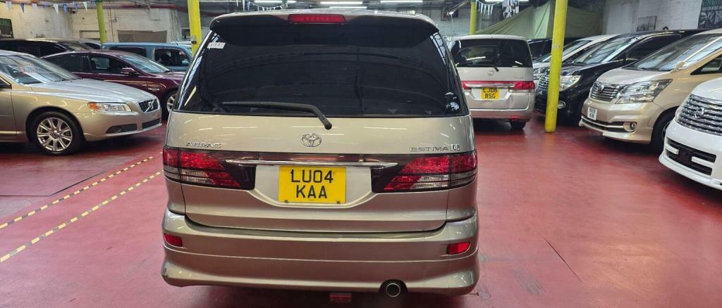 Toyota Estima Mpv White #16