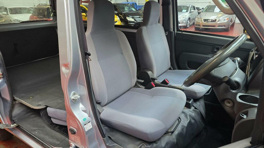 Daihatsu HiJet Mpv Cargo 660Cc 4Wd Ulez Free 200959 Silver #5