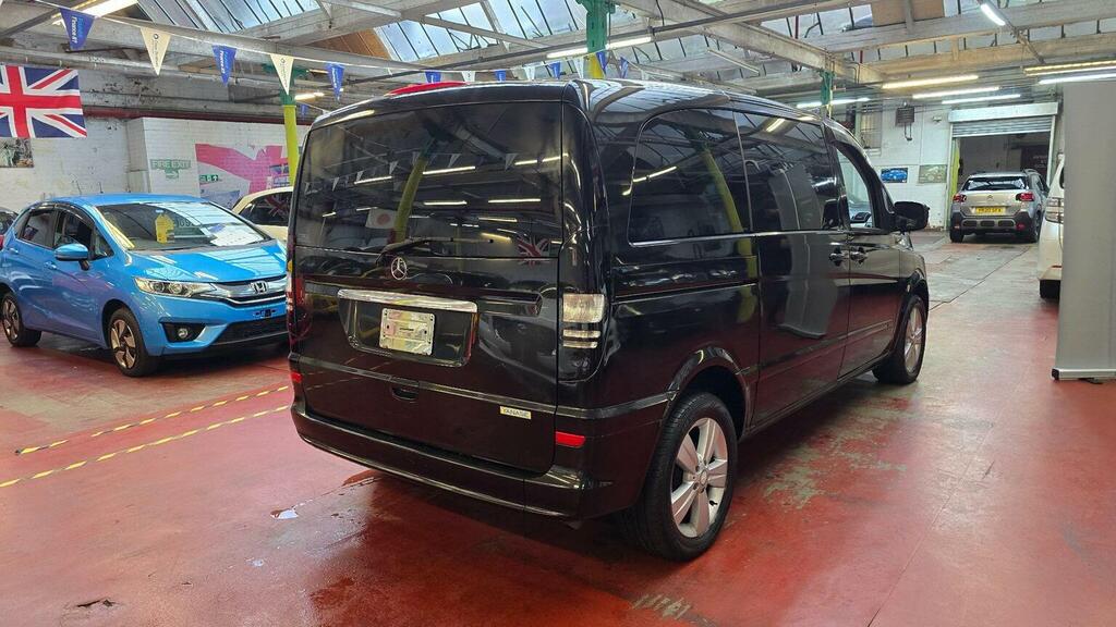 Mercedes-Benz V Class V350 Mpv 7 Seats Black #23