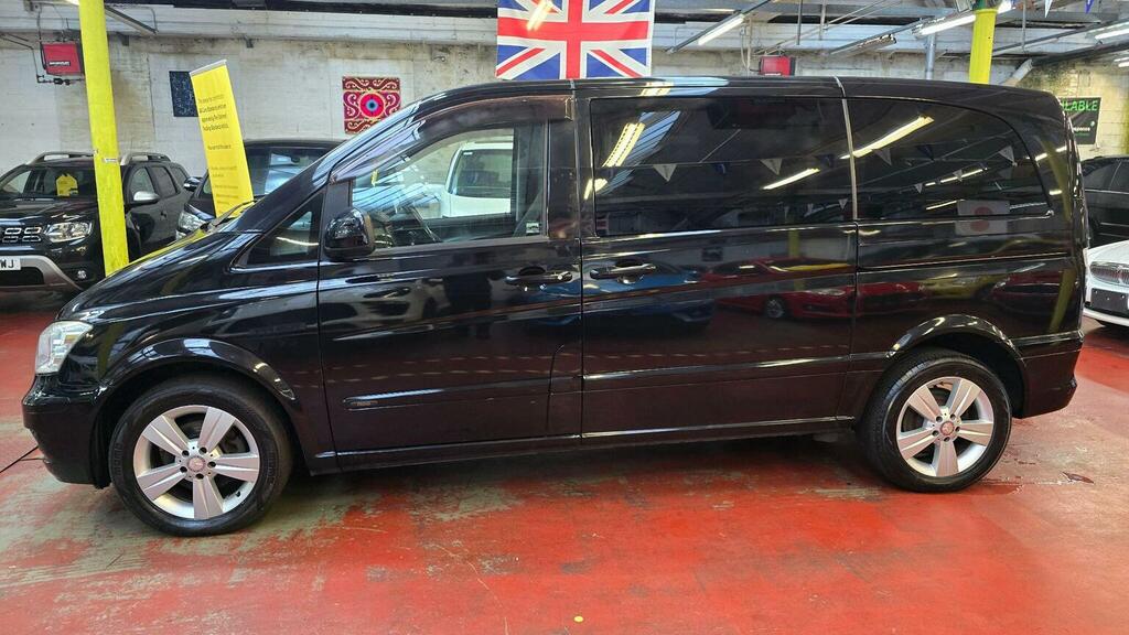 Mercedes-Benz V Class V350 Mpv 7 Seats Black #25
