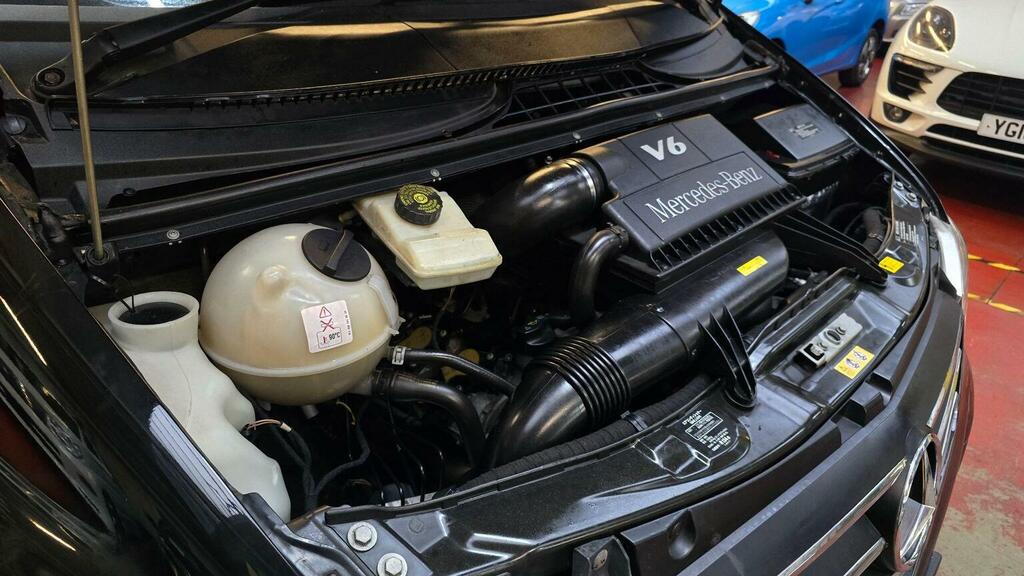 Mercedes-Benz V Class V350 Mpv 7 Seats Black #27