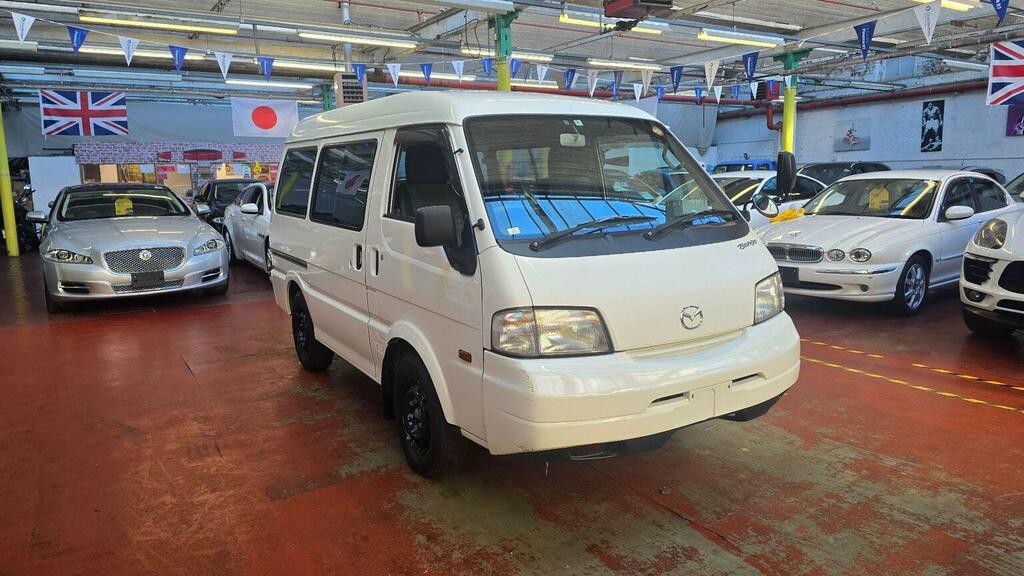 Mazda Bongo B2000 Mpv 2.0 B2000 White #21