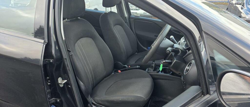 Fiat Punto Hatchback 1.2 Pop Euro 6 201565 Black #5