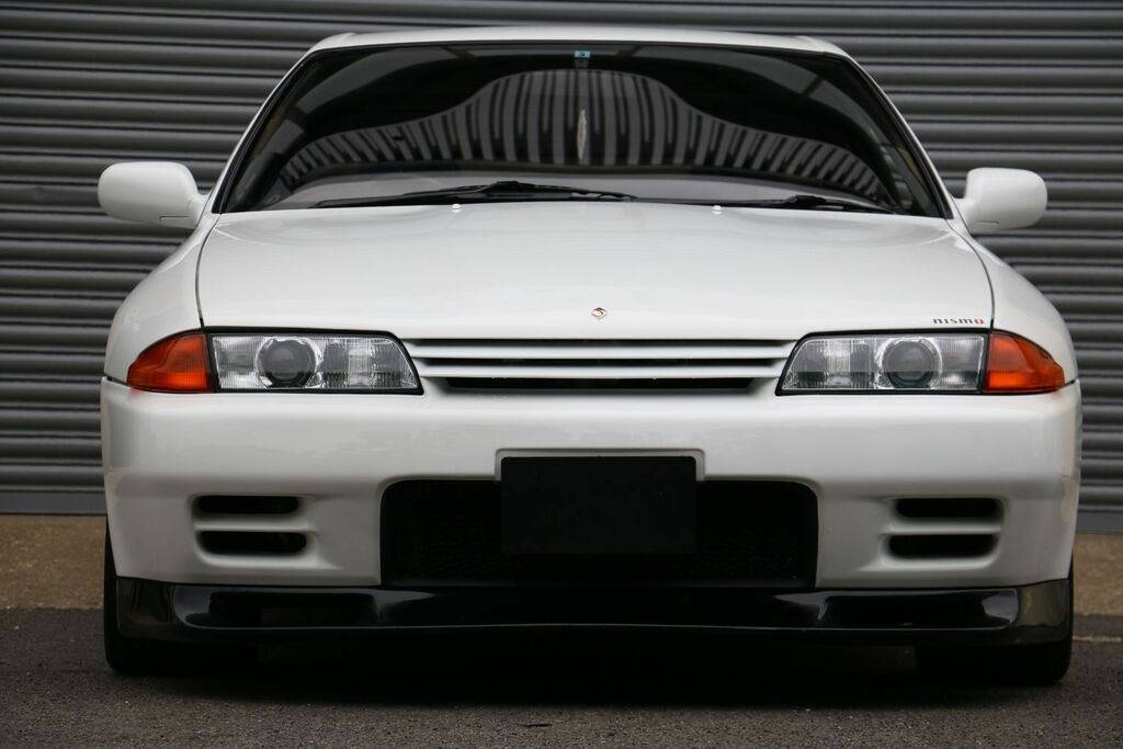 Nissan Skyline Gtr White #2