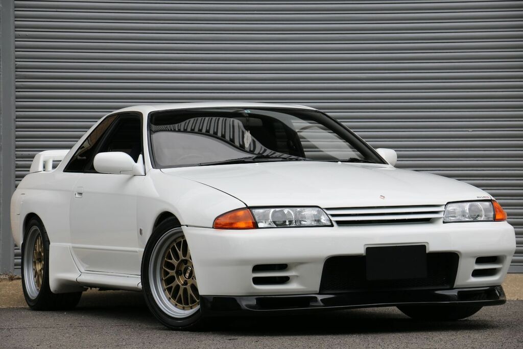 Nissan Skyline Gtr White #3