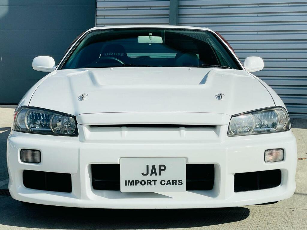 Nissan Skyline 2.5 Gtt White #6