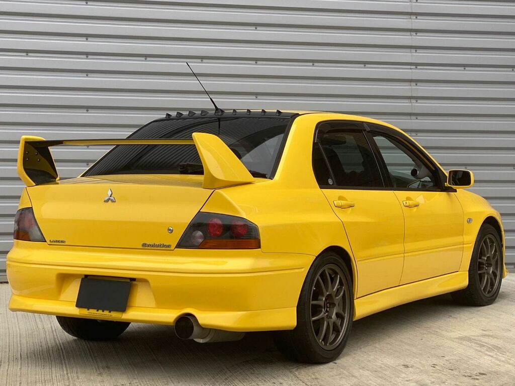 Mitsubishi Lancer Evo 8 Fresh Import High Quality Car Must Be Seen Yellow #4