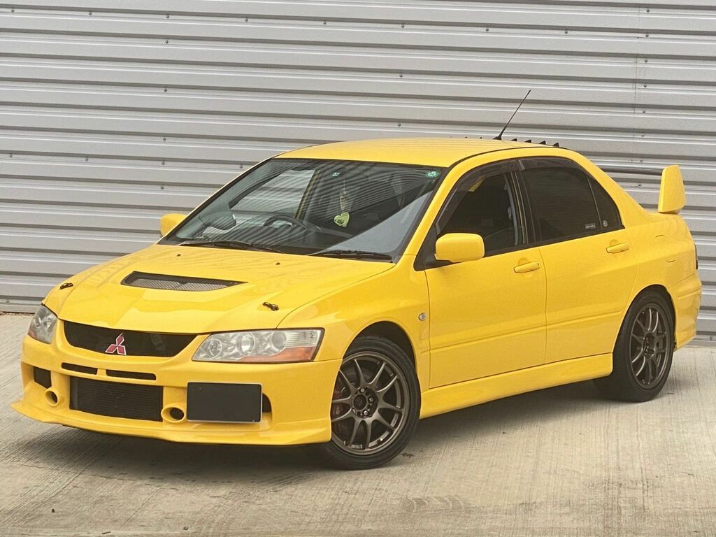 Mitsubishi Lancer Evo 8 Fresh Import High Quality Car Must Be Seen Yellow #2