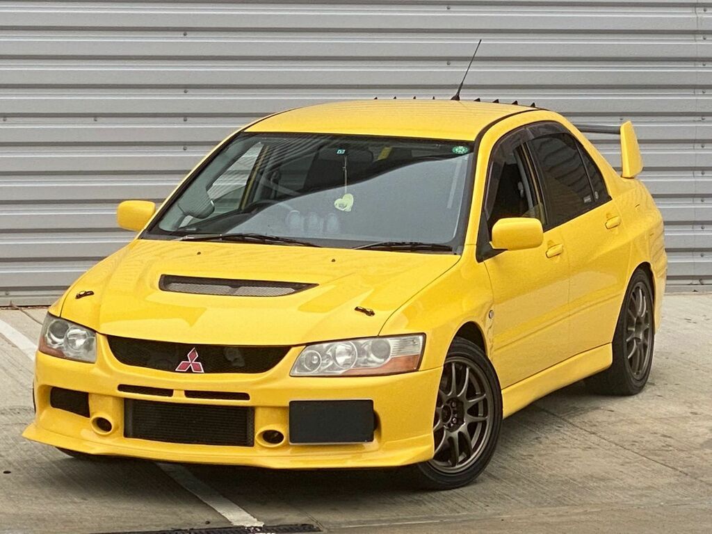 Mitsubishi Lancer Evo 8 Fresh Import High Quality Car Must Be Seen Yellow