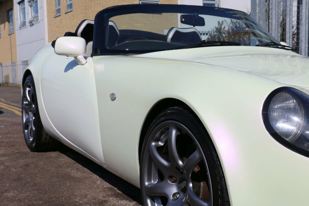 TVR Tamora Unspecified Black #9
