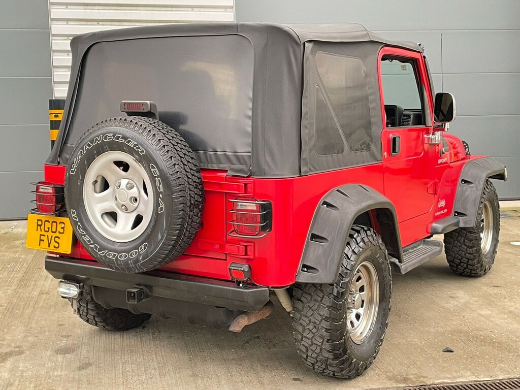 Jeep Wrangler 4.0 Summer Edition Red #3