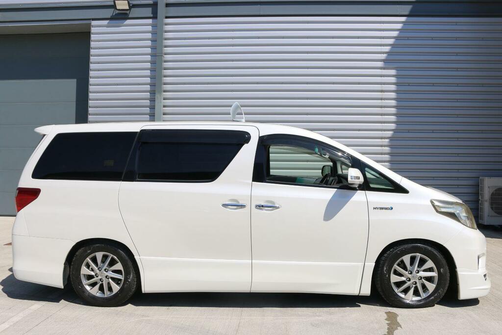 Toyota Alphard - RA61OUW White #4