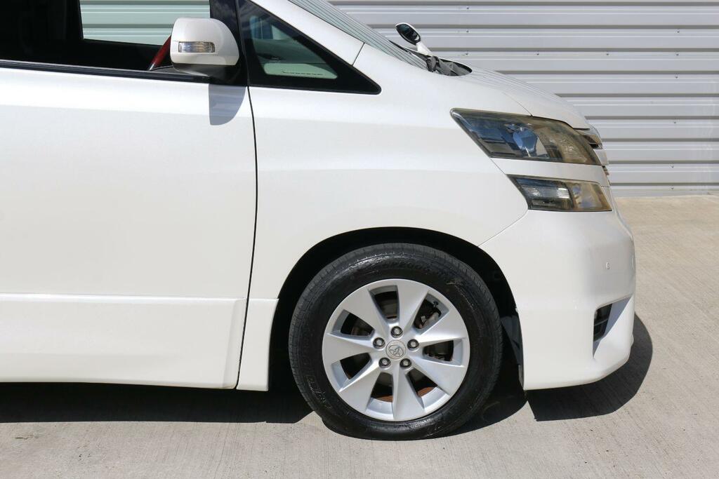 Toyota Vellfire 2.4 Vvti White #5