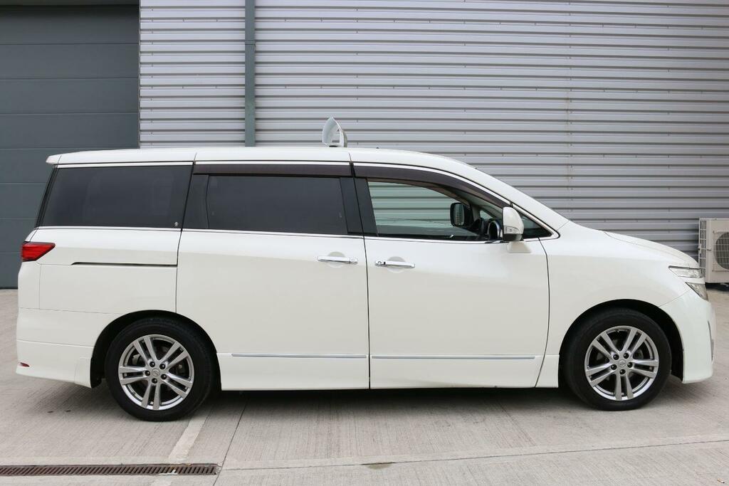 Nissan Elgrand 2.5 Rider RA11JKJ White #3