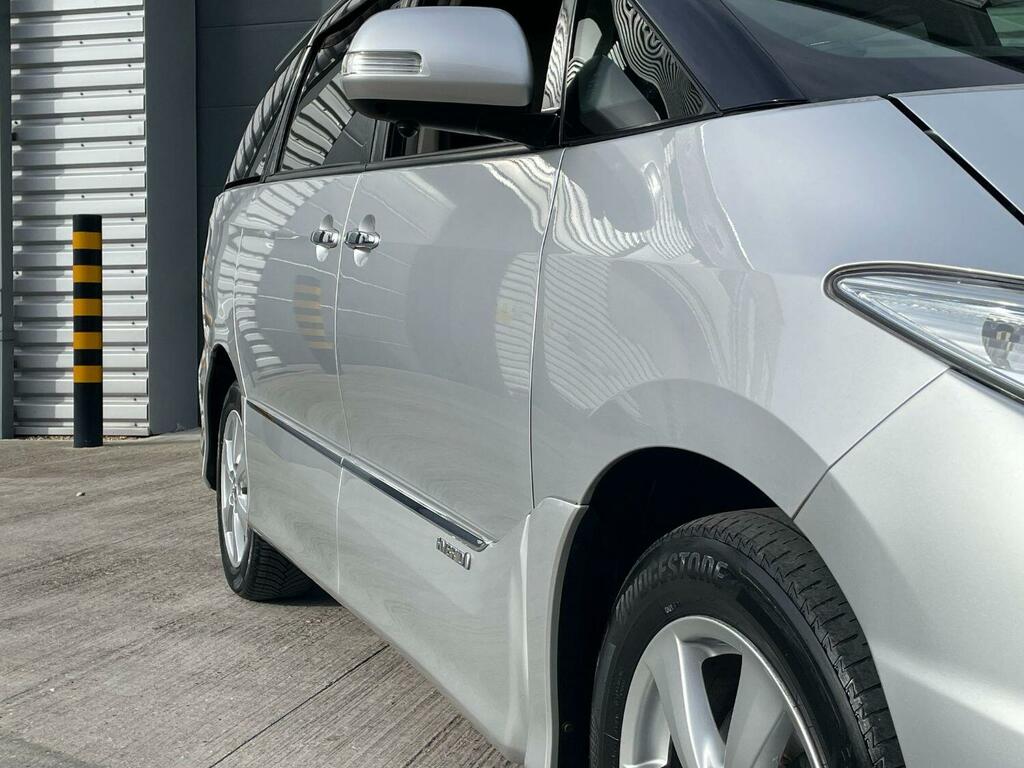 Toyota Previa Hybrid 2011 Silver #4