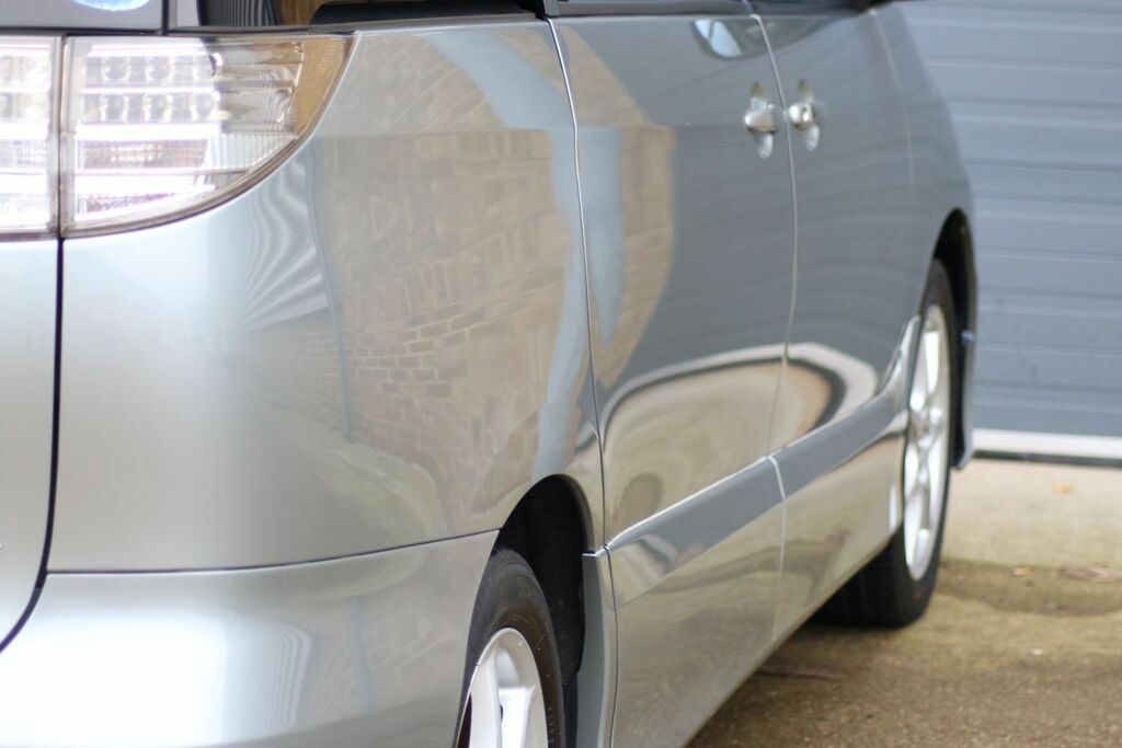 Toyota Estima 2.4 Black #10