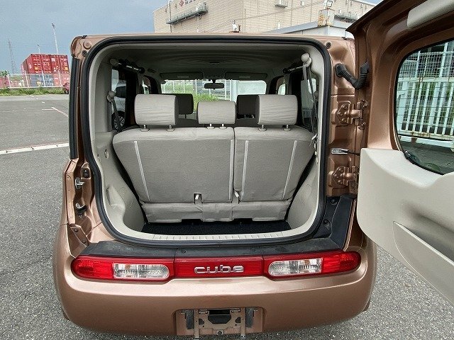 Nissan Cube  Gold #18