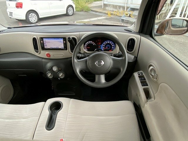 Nissan Cube  Gold #9