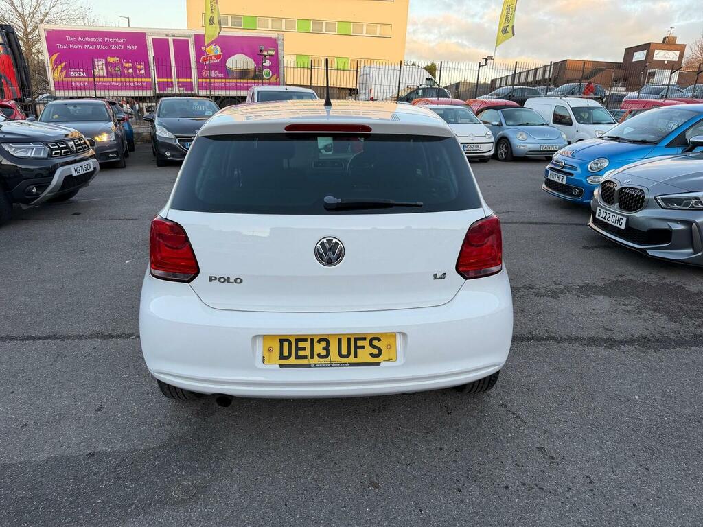 Volkswagen Polo Hatchback 1.4 Match Euro 5 201313 White #4