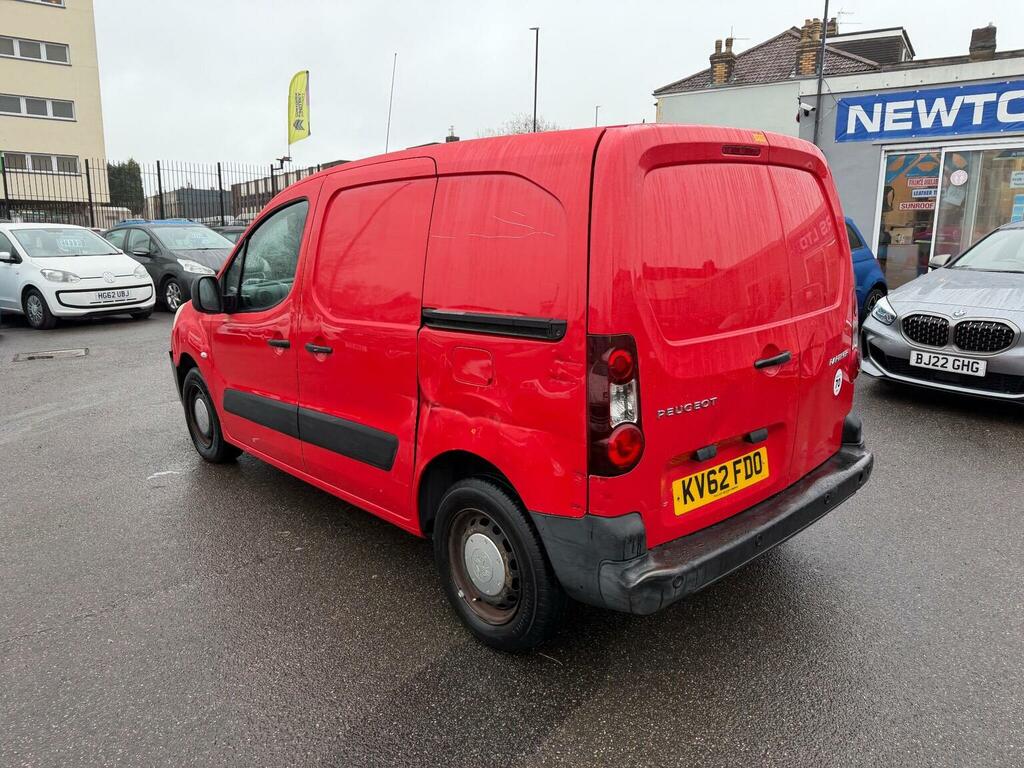 Peugeot Partner Panel Van 1.6 Hdi 625 S L1 201262 Red #4