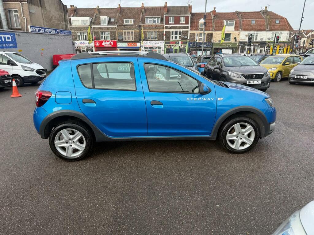 Dacia Sandero Stepway Hatchback 0.9 Tce Ambiance Euro 5 201414 HG14HKU Blue #2