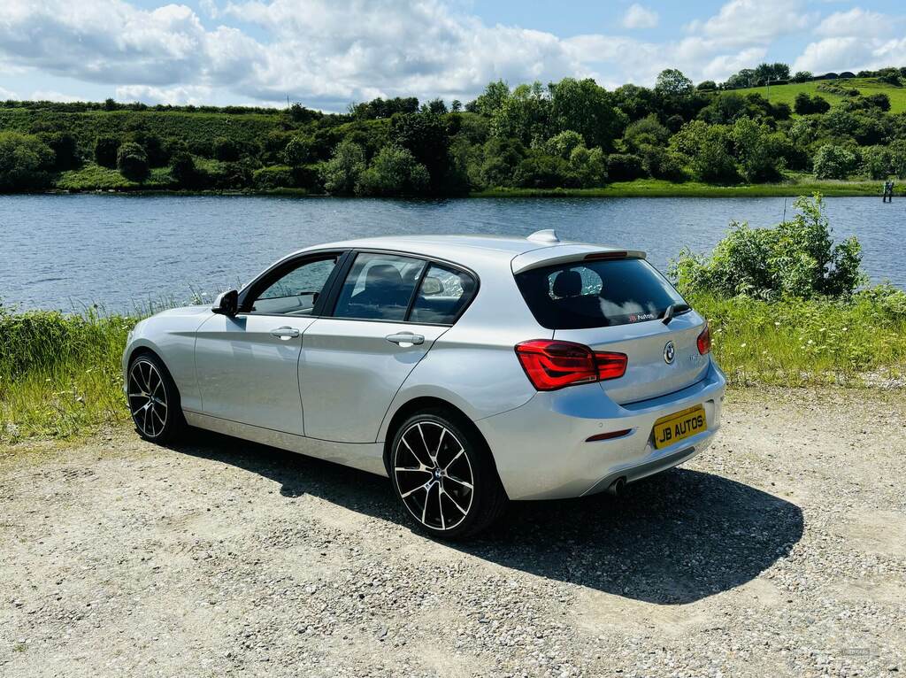 BMW 1 Series 116D Se Business Nav Servotronic GY67XBT Silver #4