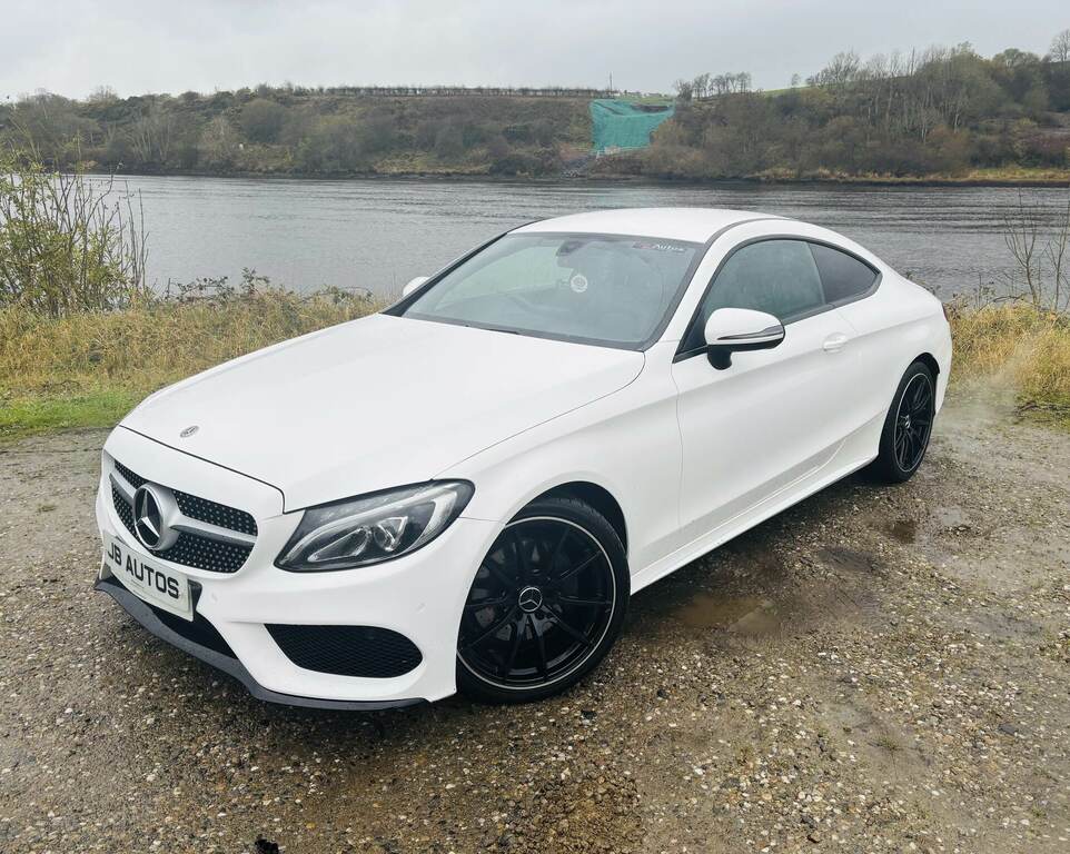 Mercedes-Benz C Class C220d Amg Line LL17ZVT White #2