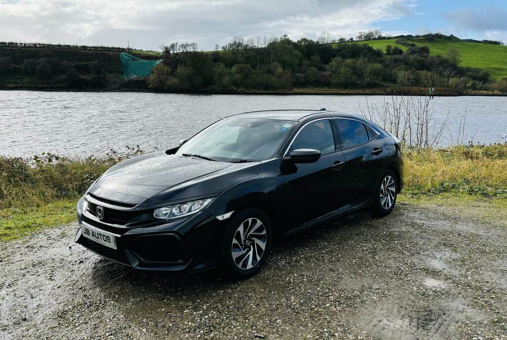 Honda Civic 1.0 Vtec Turbo Se FD67BSX Black #3