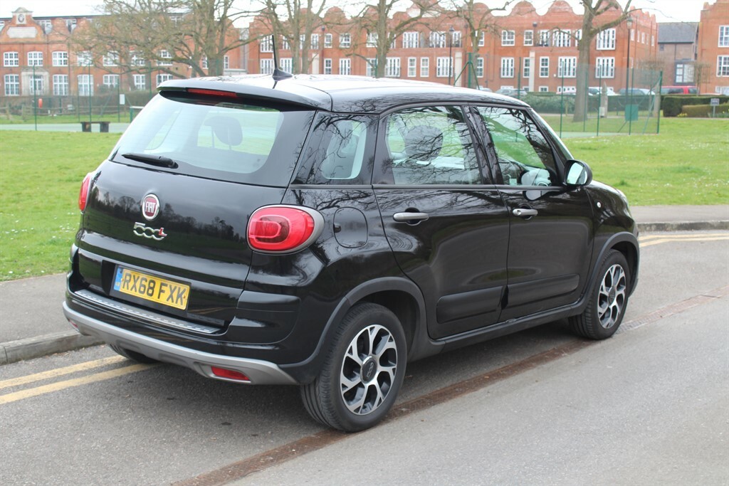 Fiat 500L City Cross RX68FXK Black #6