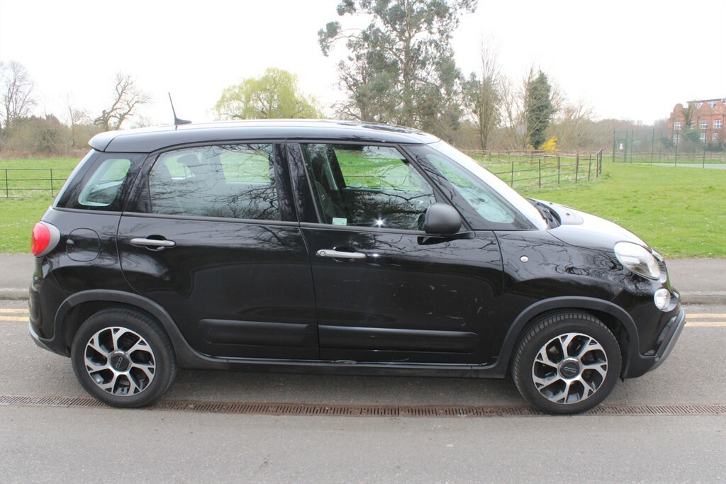 Fiat 500L City Cross RX68FXK Black #2