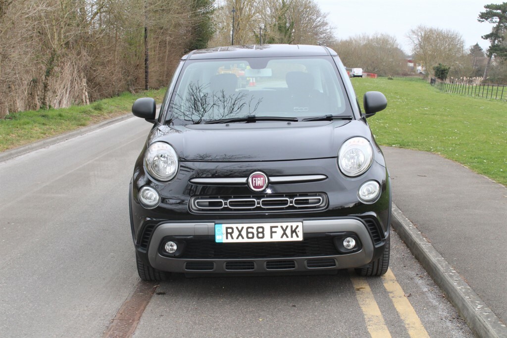 Fiat 500L City Cross RX68FXK Black #5