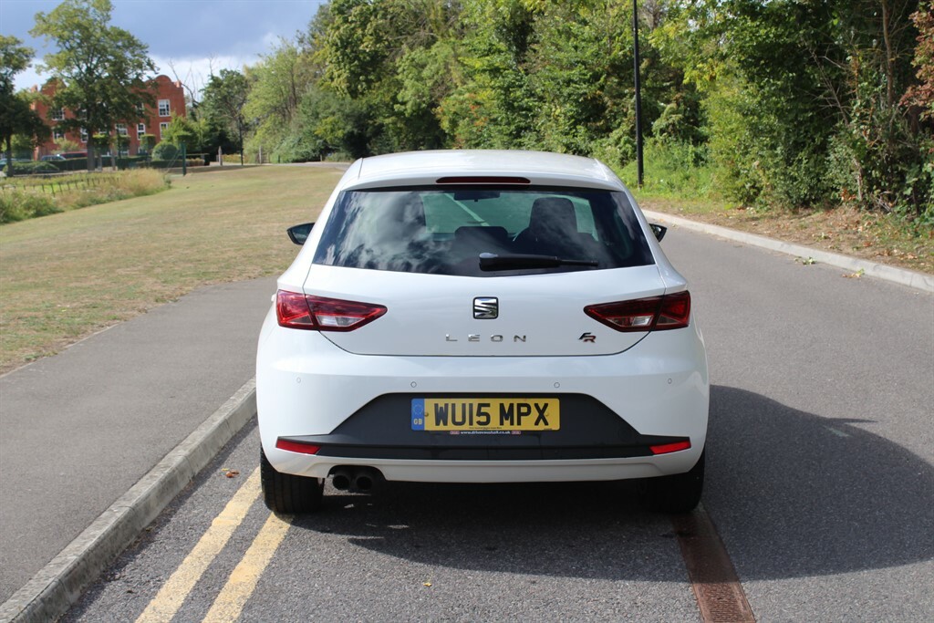Seat Leon Tsi Fr Technology WU15MPX White #2