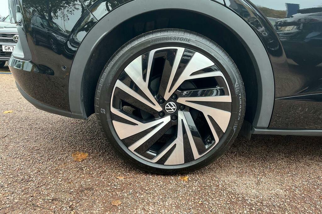 Volkswagen ID.5 Gtx 77Kwh Max Suv 4Motion Black #5