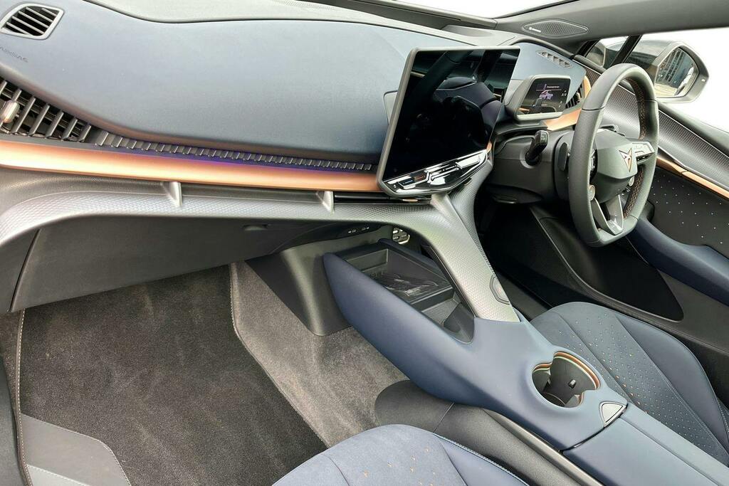 Cupra Tavascan 77Kwh V2 Suv Coupe GK25ZMZ Grey #2