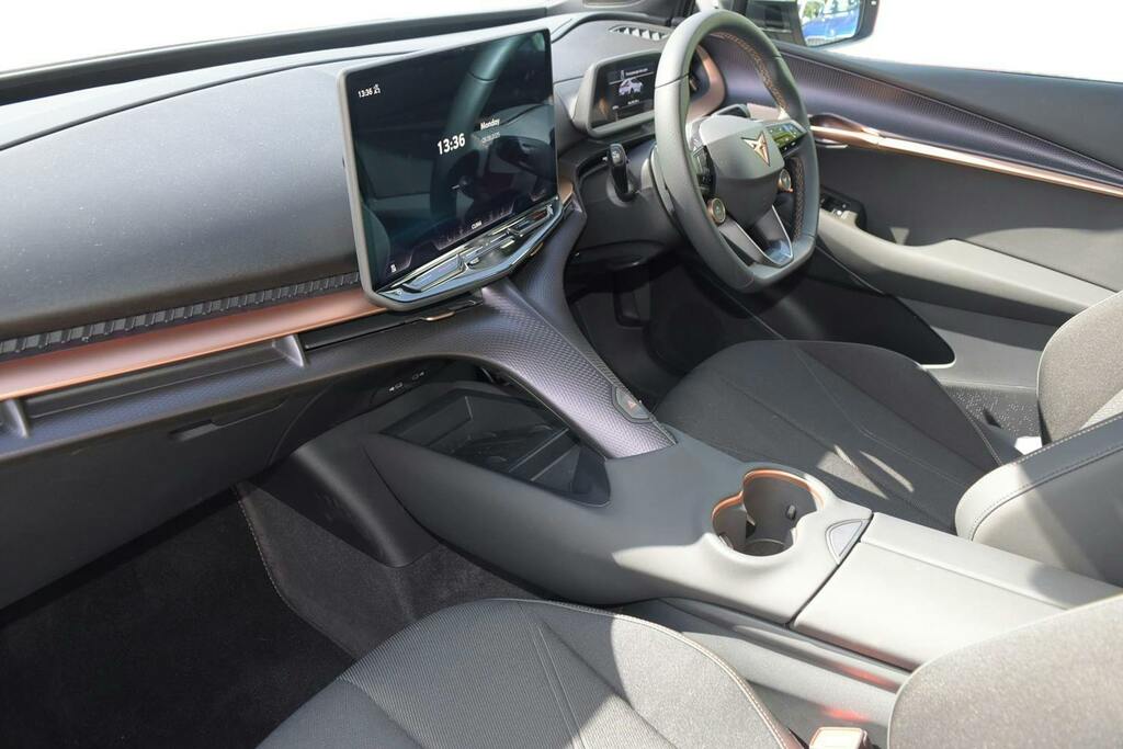 Cupra Tavascan 77Kwh V1 Suv Coupe Beige #2