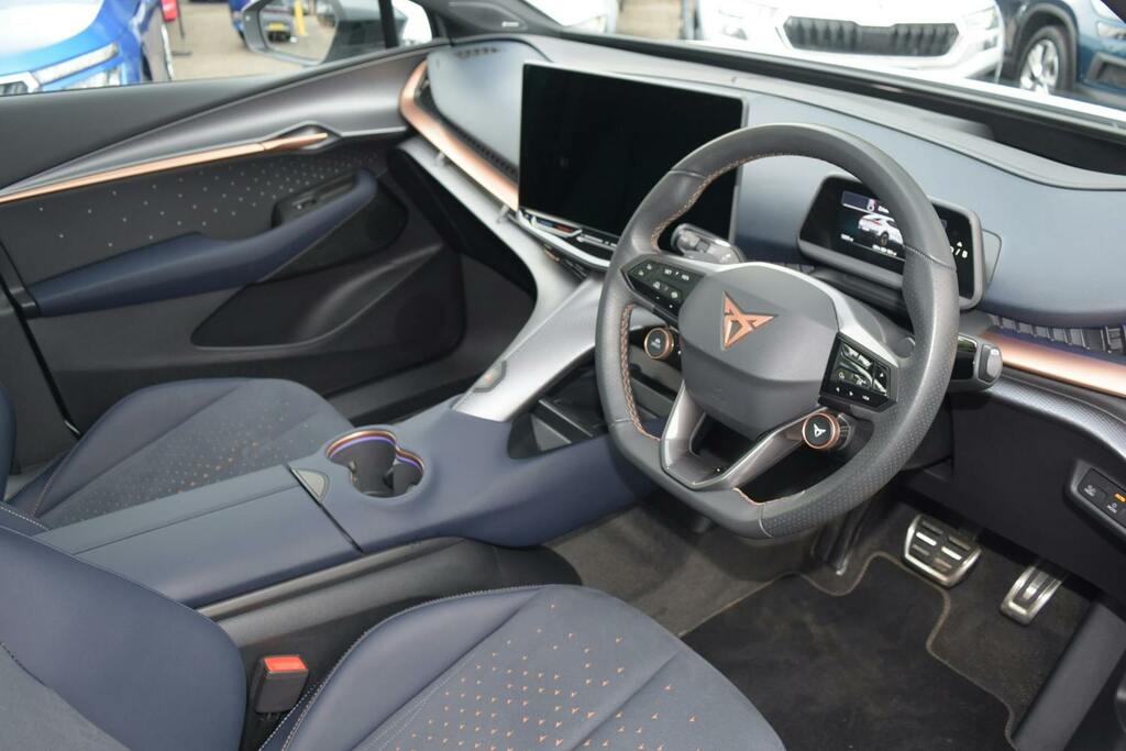 Cupra Tavascan 77Kwh Vz1 Suv Coupe 4Drive GY74DYD White #6