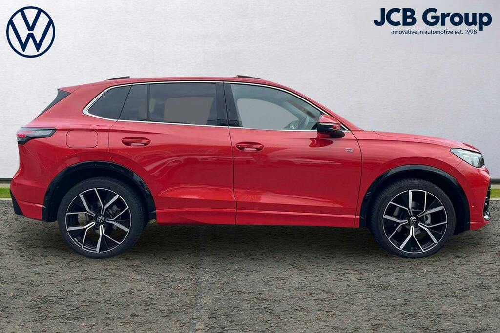 Volkswagen Tiguan 1.5 Etsi Mhev R-line Suv Hybrid Dsg GF25DKX Red #4