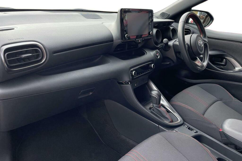 Toyota Yaris 1.5 Vvt H Gr Sport Hatchback Hybrid E C GD73CZW Grey #2