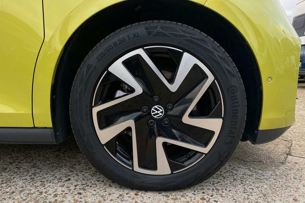 Volkswagen ID.Buzz Pro 77Kwh Style Mpv GJ74VVP Yellow #5