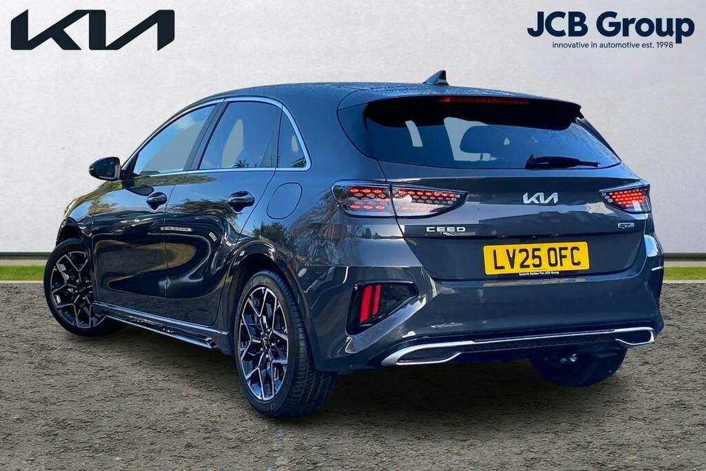 Kia Ceed 1.5 T Gdi Gt Line Hatchback Dct LV25OFC Black #3