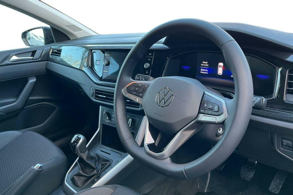 Volkswagen Polo 1.0 Tsi Match Hatchback GF75EJU Black #6