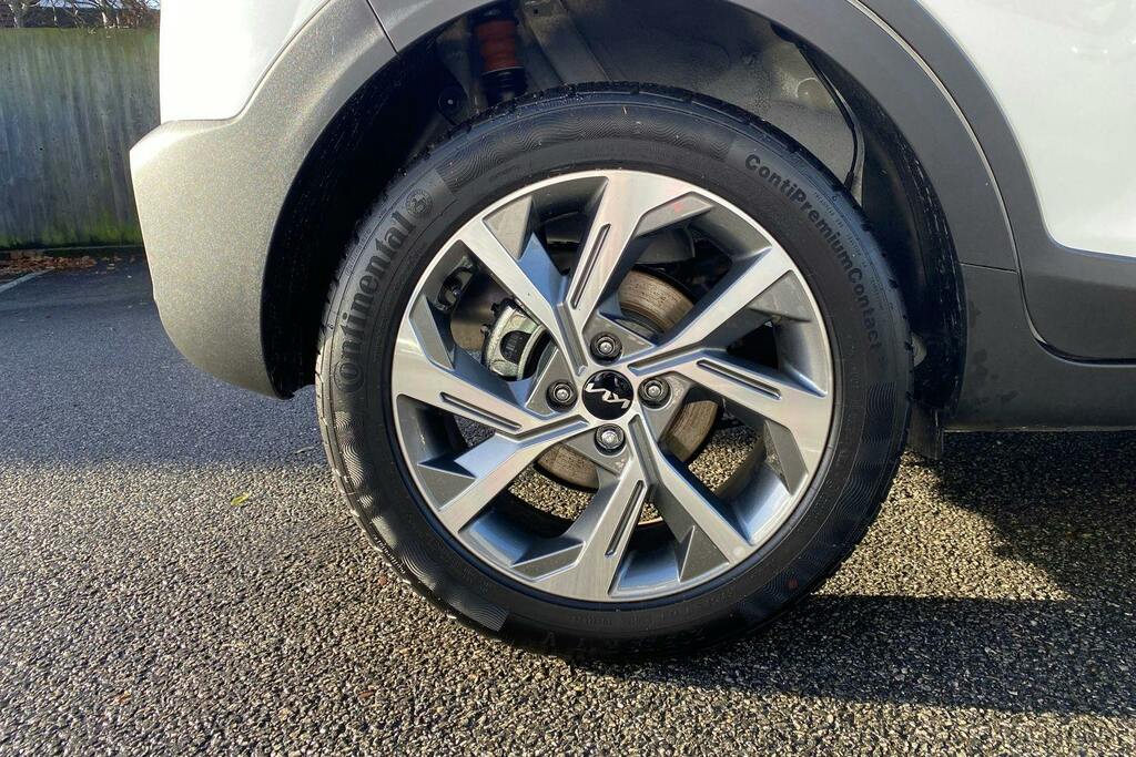 Kia Stonic 1.0 T Gdi Mhev Gt Line S Suv Hybrid Dct White #5