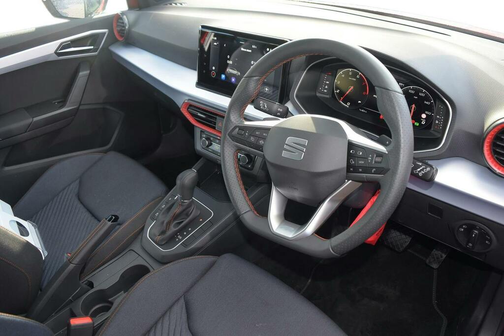 Seat Ibiza 1.0 Tsi Fr Black Edition Hatchback Dsg KR25FDV Red #6
